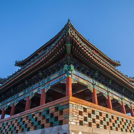 Nostalgia Hotel Beijing Guozijian Ghost Street - Near Beijing Lama Temple, Beihai Park, Jingshan Park, Drum Tower, Houhai Bar Street, Tian'Anmen Square, Located In Beijing Traditional Hutongs, 5 Minutes Away From Beixinqiao Metro Station Buitenkant foto