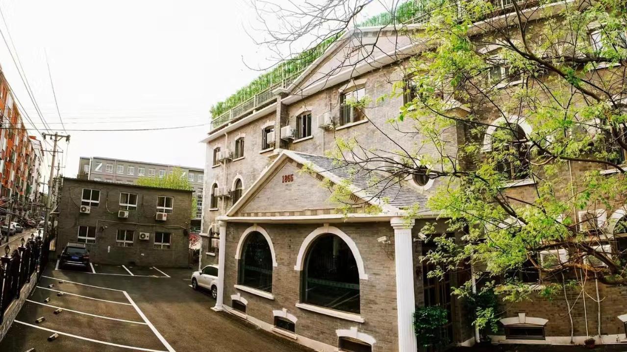 Nostalgia Hotel Beijing Guozijian Ghost Street - Near Beijing Lama Temple, Beihai Park, Jingshan Park, Drum Tower, Houhai Bar Street, Tian'Anmen Square, Located In Beijing Traditional Hutongs, 5 Minutes Away From Beixinqiao Metro Station Buitenkant foto