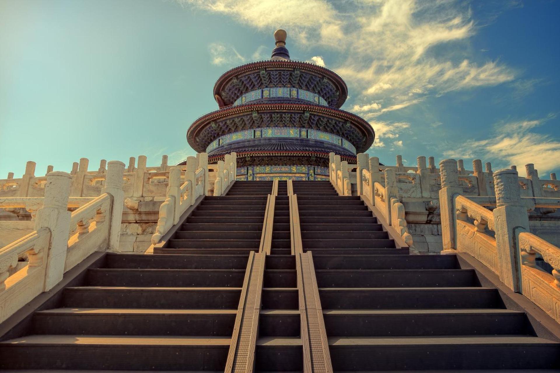 Nostalgia Hotel Beijing Guozijian Ghost Street - Near Beijing Lama Temple, Beihai Park, Jingshan Park, Drum Tower, Houhai Bar Street, Tian'Anmen Square, Located In Beijing Traditional Hutongs, 5 Minutes Away From Beixinqiao Metro Station Buitenkant foto