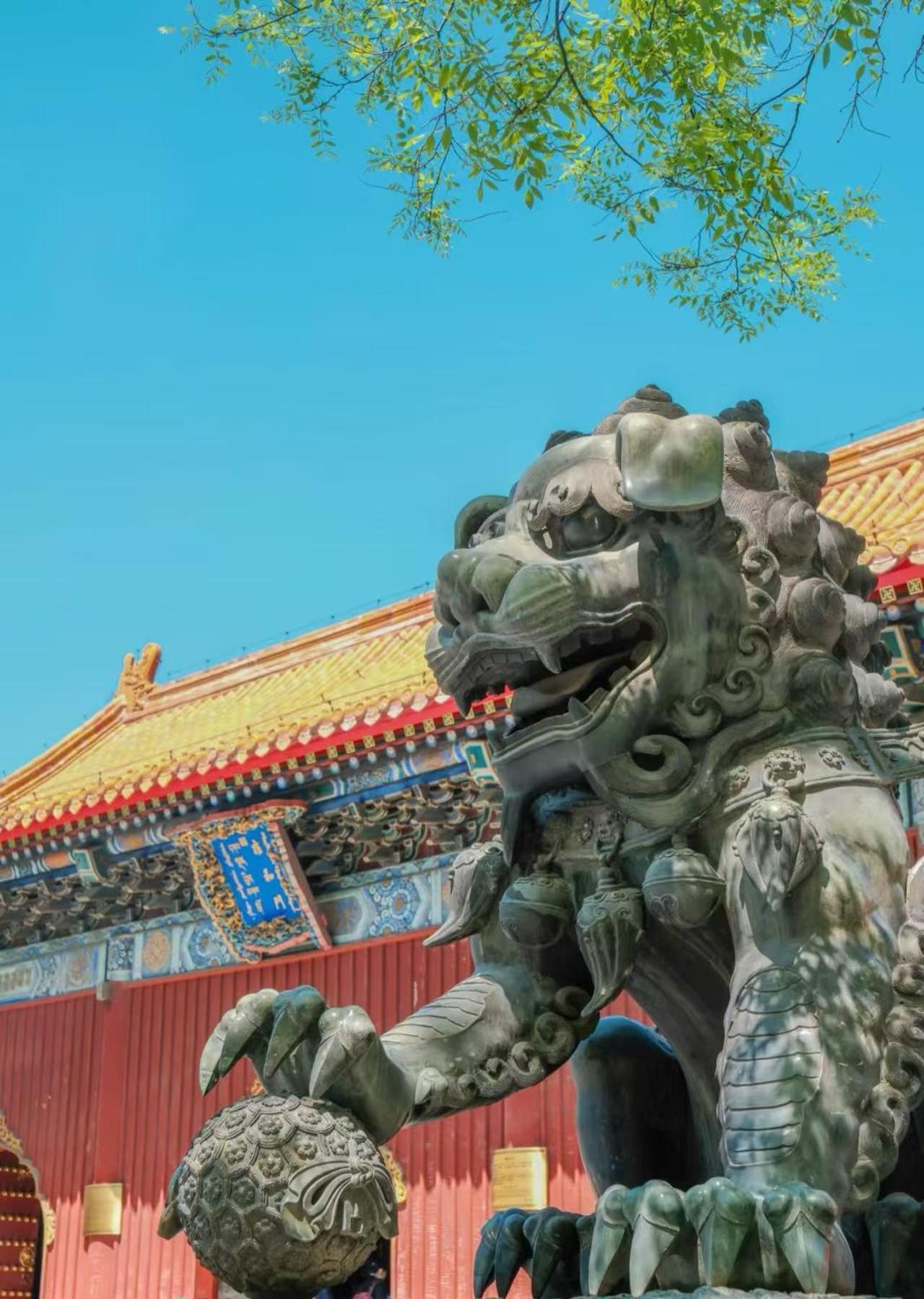 Nostalgia Hotel Beijing Guozijian Ghost Street - Near Beijing Lama Temple, Beihai Park, Jingshan Park, Drum Tower, Houhai Bar Street, Tian'Anmen Square, Located In Beijing Traditional Hutongs, 5 Minutes Away From Beixinqiao Metro Station Buitenkant foto