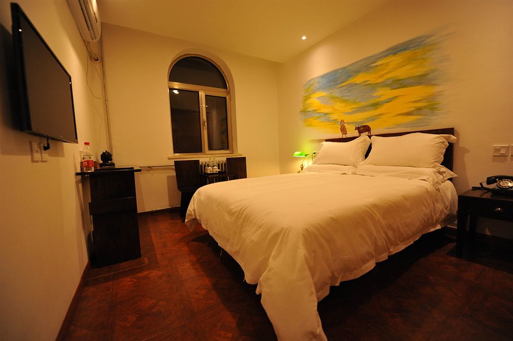 Nostalgia Hotel Beijing Guozijian Ghost Street - Near Beijing Lama Temple, Beihai Park, Jingshan Park, Drum Tower, Houhai Bar Street, Tian'Anmen Square, Located In Beijing Traditional Hutongs, 5 Minutes Away From Beixinqiao Metro Station Buitenkant foto